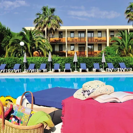 Appart hôtel Résidence Pierre&vacances Les Jardins Ombragés 3*