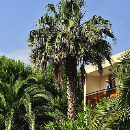 Résidence Pierre&vacances Les Jardins Ombragés Appart hôtel Mandelieu